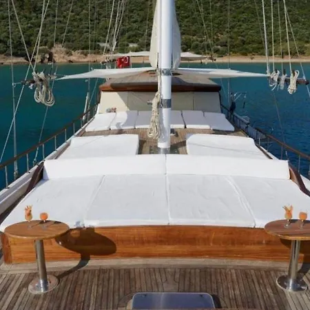 Πλωτό κατάλυμα Arielle 1 - Lueks Tekne *